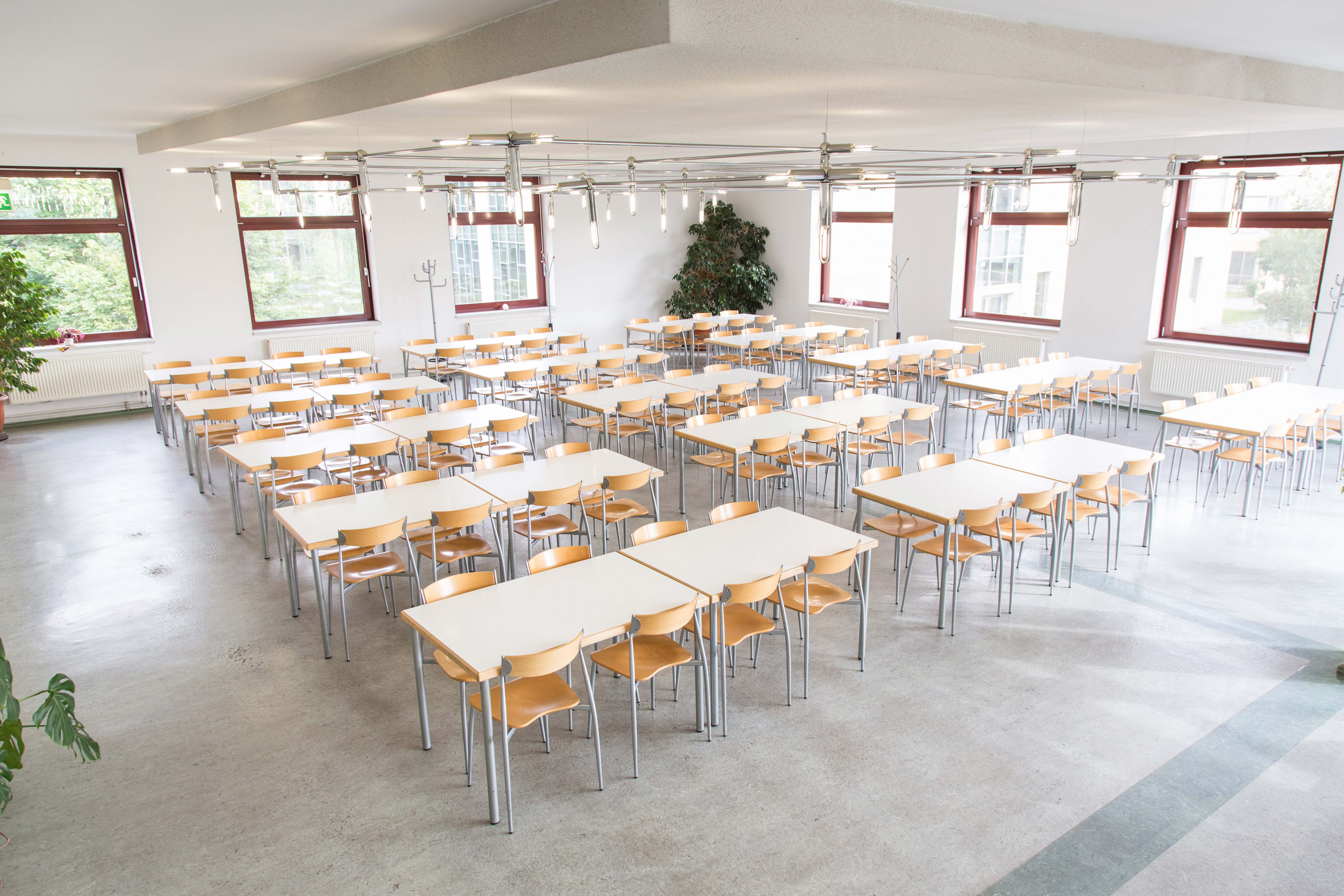 Speisesaal der Mensa Brandenburg
